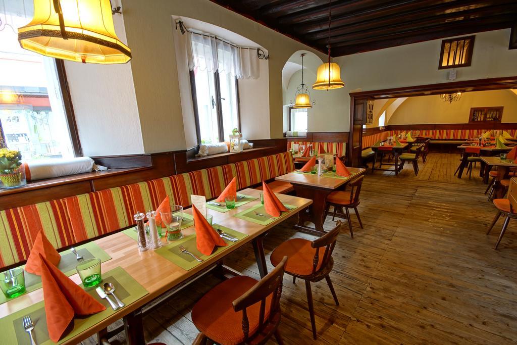 Hotel Restaurant Das Roessl Windischgarsten Exteriör bild